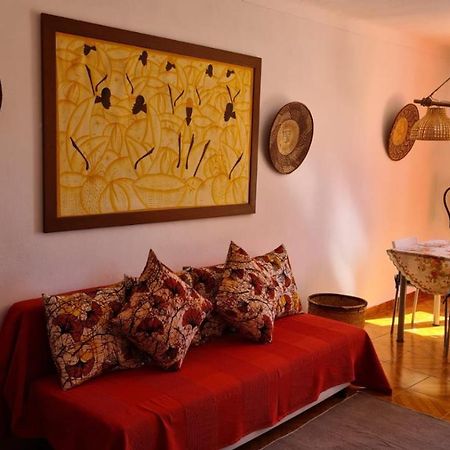 Baobab Moz Lodge Vila Nova de Milfontes Eksteriør billede