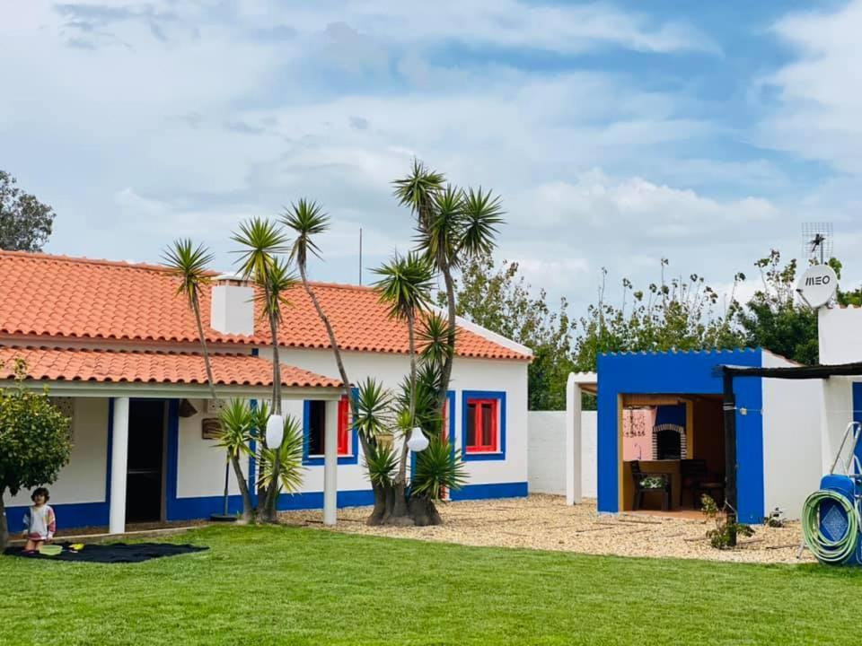 Baobab Moz Lodge Vila Nova de Milfontes Eksteriør billede